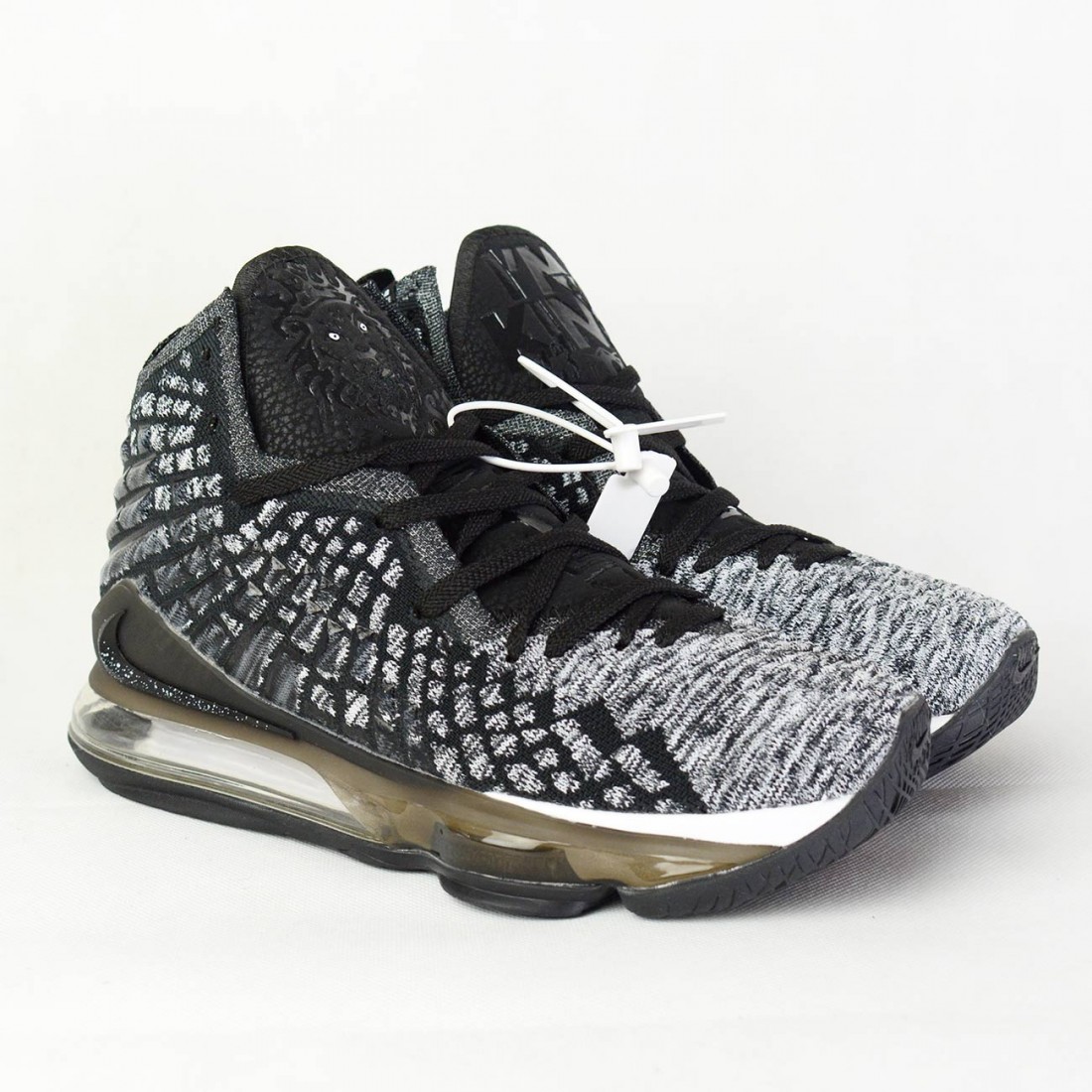Lebron 17 ashes shop